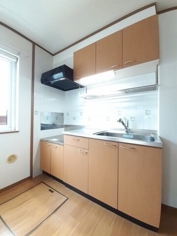 物件内観写真10　(キッチンでお料理をお楽しみください)