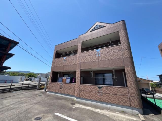 物件外観写真1　(外観写真（昼）)