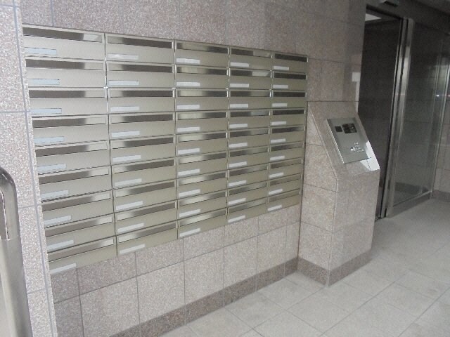 物件内観写真27　(エントランス部分)