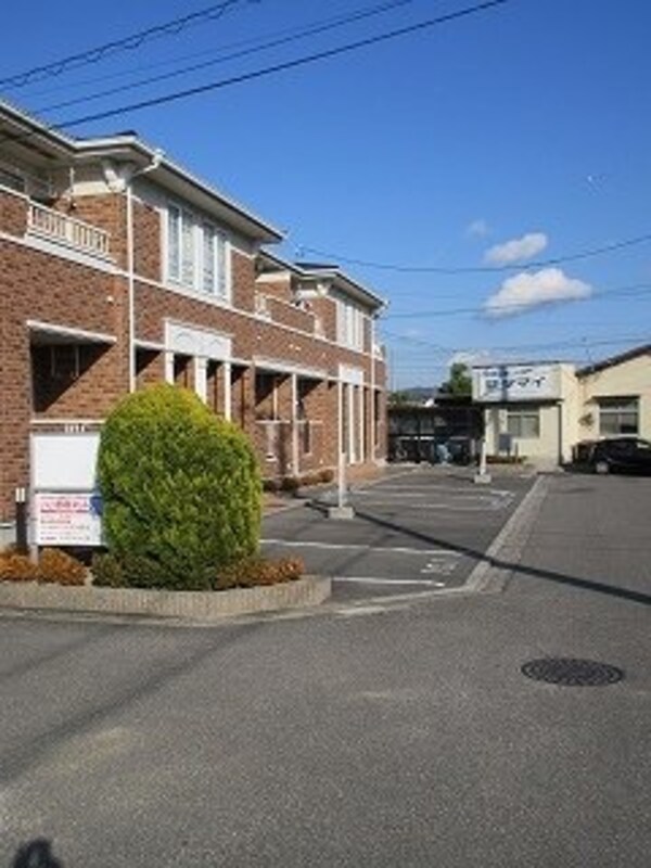 駐車場(駐車場完備です)