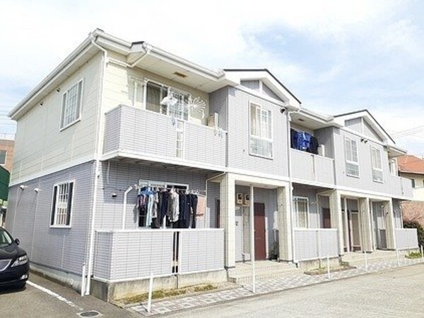 外観(落ち着いた雰囲気の外観です)