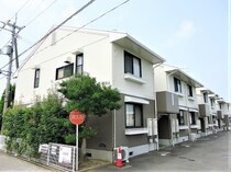 グリーンパーク新井の外観写真