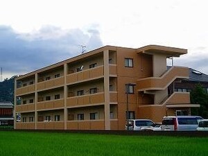 プレジール北斎院外観写真