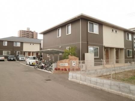 シャトレー竹原　C棟外観写真