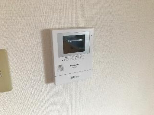 内装他(カメラ付インターホン)