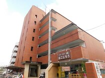 ソレイユ中央の外観写真