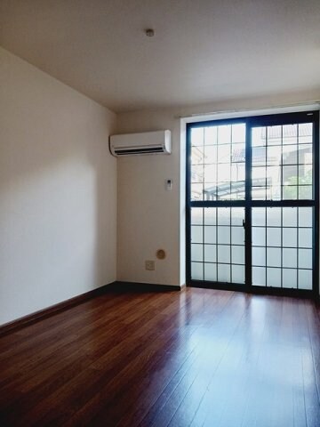 内装他(過ごしやすい室内です)