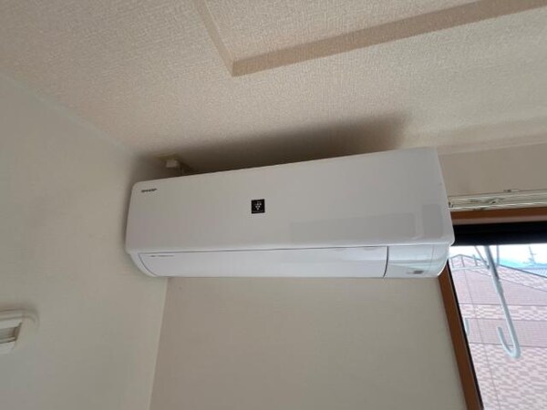 建物設備(エアコン)