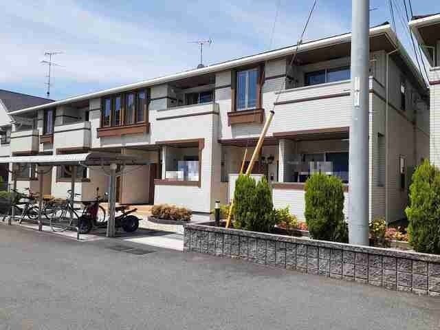 物件外観写真1　(建物外観を気になさる方へ、見た目の良い物件です)