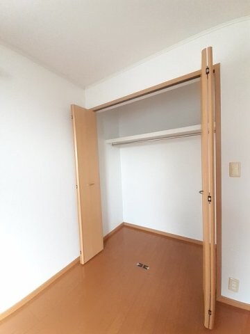 物件内観写真14　(専用の収納スペースです)