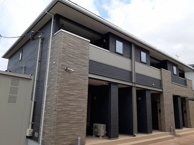 物件外観写真1　(建物外観を気になさる方へ、見た目の良い物件です)