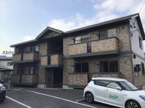 名鉄三河線 新川町駅 2階建 築21年の外観写真