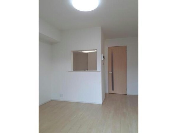 リビングダイニング