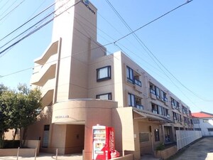ネオハイツ南松山外観写真