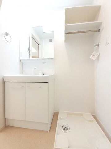 物件内観写真17　(使いやすい洗面所です)