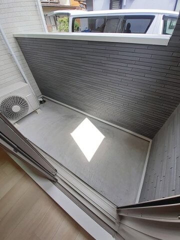 物件内観写真18　(落ち着いた時間を過ごせるバルコニーです)