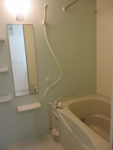 物件内観写真11　(お風呂です)