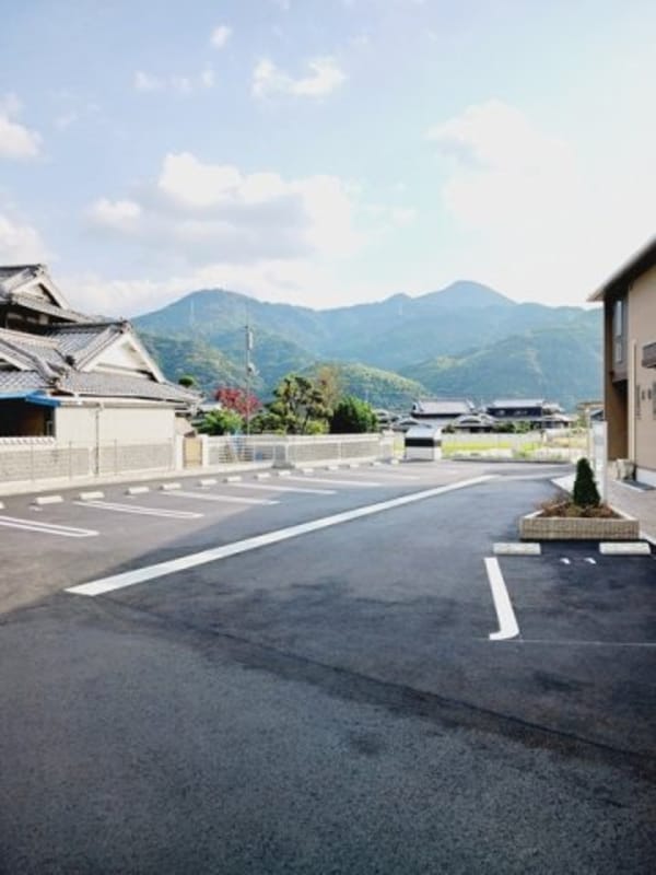 駐車場(駐車場完備です)