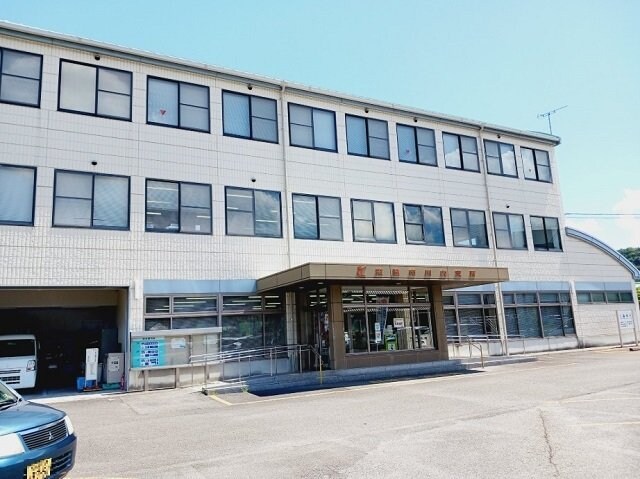 物件外観写真8　(東温市役所川内支所様まで1700m)