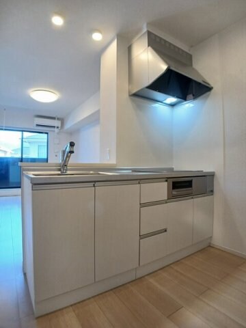 物件内観写真10　(お料理しやすいキッチンです)