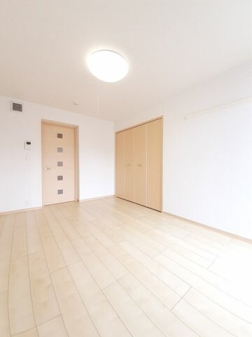 物件内観写真12　(内装です)