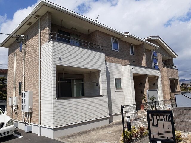 物件外観写真1　(外観もきれいです)