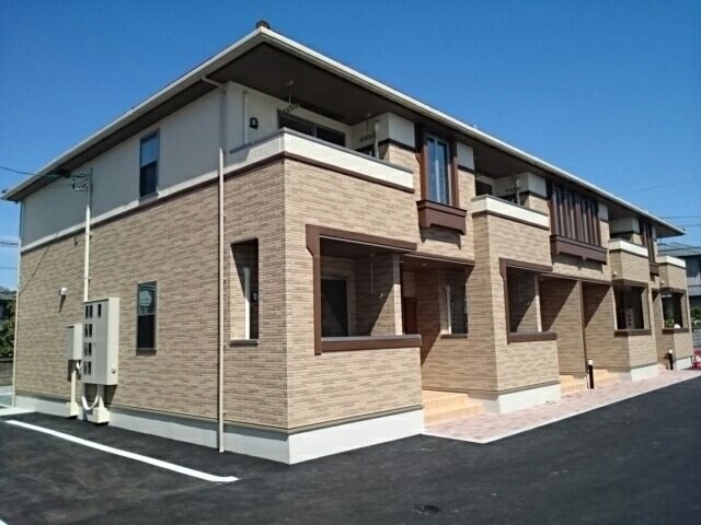 物件外観写真1　(外観も気になるポイント)