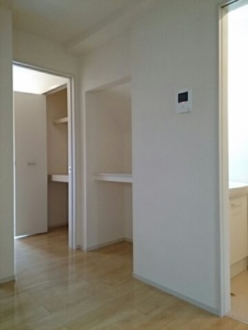 物件内観写真13　(きれいな内装です)