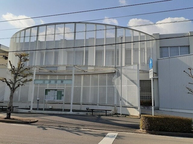 物件外観写真7　(松山市役所石井支所様まで750m)