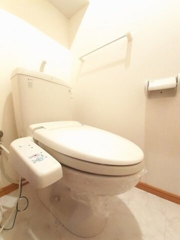 物件内観写真16　(トイレもきれいです)