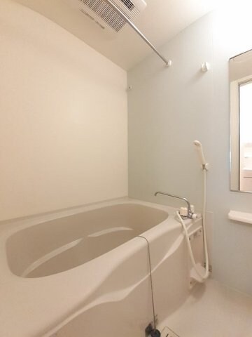 物件内観写真11　(お風呂です)