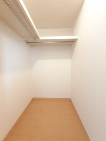 物件内観写真14　(収納があります)