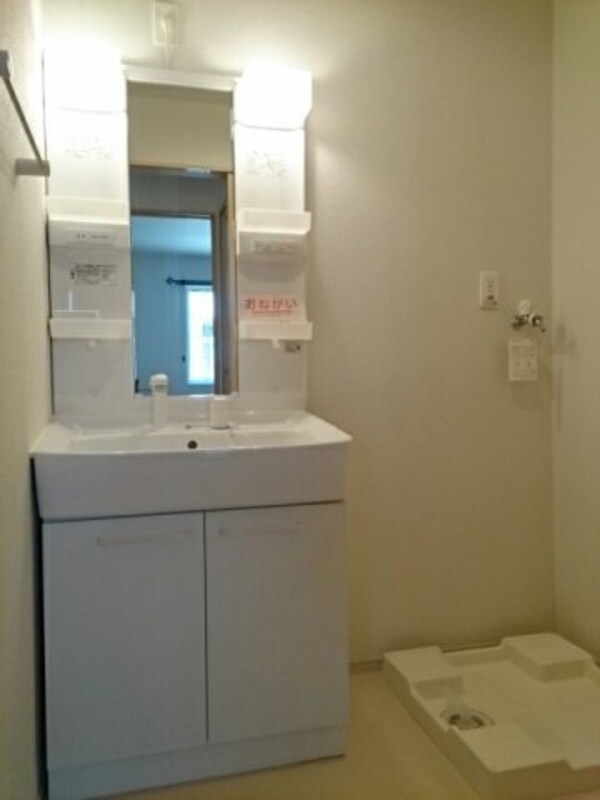 洗面・脱衣所(脱衣スペースもあります)