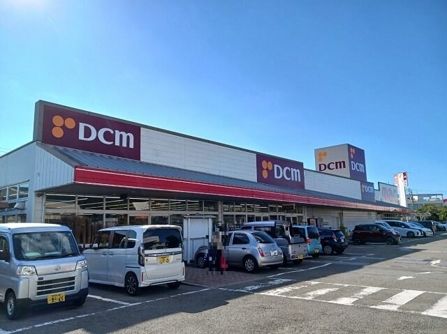 物件外観写真3　(ＤＣＭ砥部店様まで1000m)