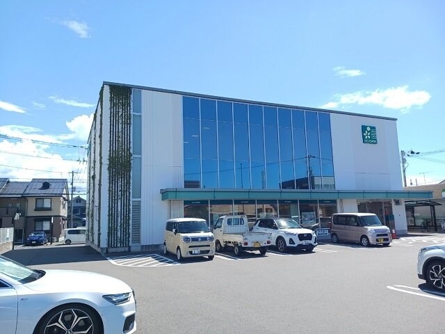 物件外観写真6　(伊予銀行東野支店様まで1000m)