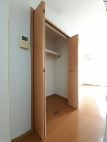 物件内観写真14　(こまごまとしたものを収納できそうですね)