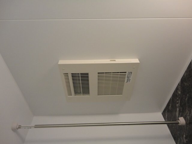物件内観写真18　(浴室暖房乾燥機)