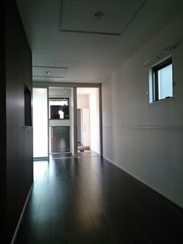 物件内観写真8　(リビングです)