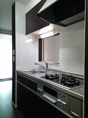 物件内観写真9　(使いやすいキッチンです)