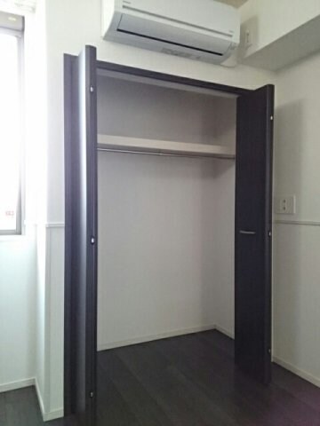 物件内観写真12　(収納のためのスペースです)