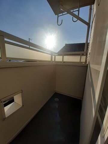 物件内観写真18　(バルコニー付きです)