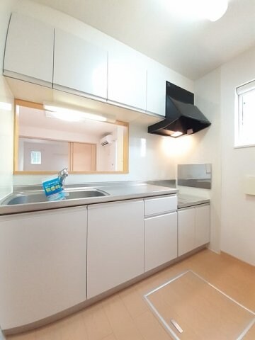 物件内観写真10　(きれいなキッチンです)