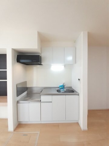 物件内観写真10　(お料理しやすいキッチンです)