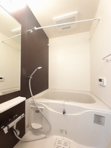 物件内観写真11　(お風呂です)