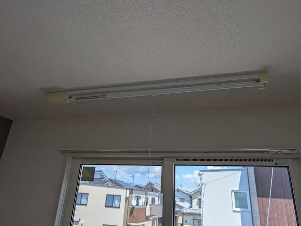 建物設備(室内物干し)