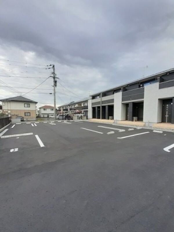 駐車場(駐車場完備です)