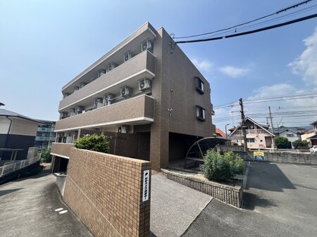 リバーサイドマンション外観写真