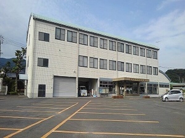 周辺環境(東温市役所川内支所様まで1700m)