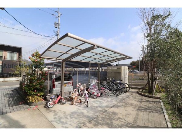 駐輪場