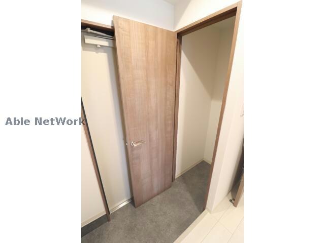 ヒューベストレジデンス東唐津駅の玄関回り